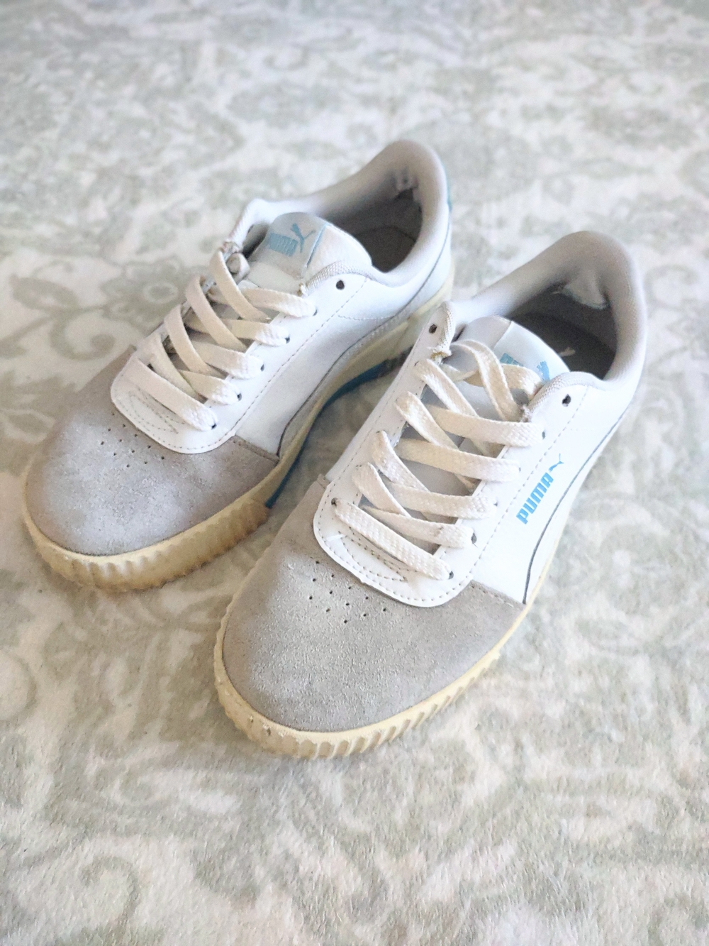 Puma Carina S Women's Leather Sneakers, Size 7.5